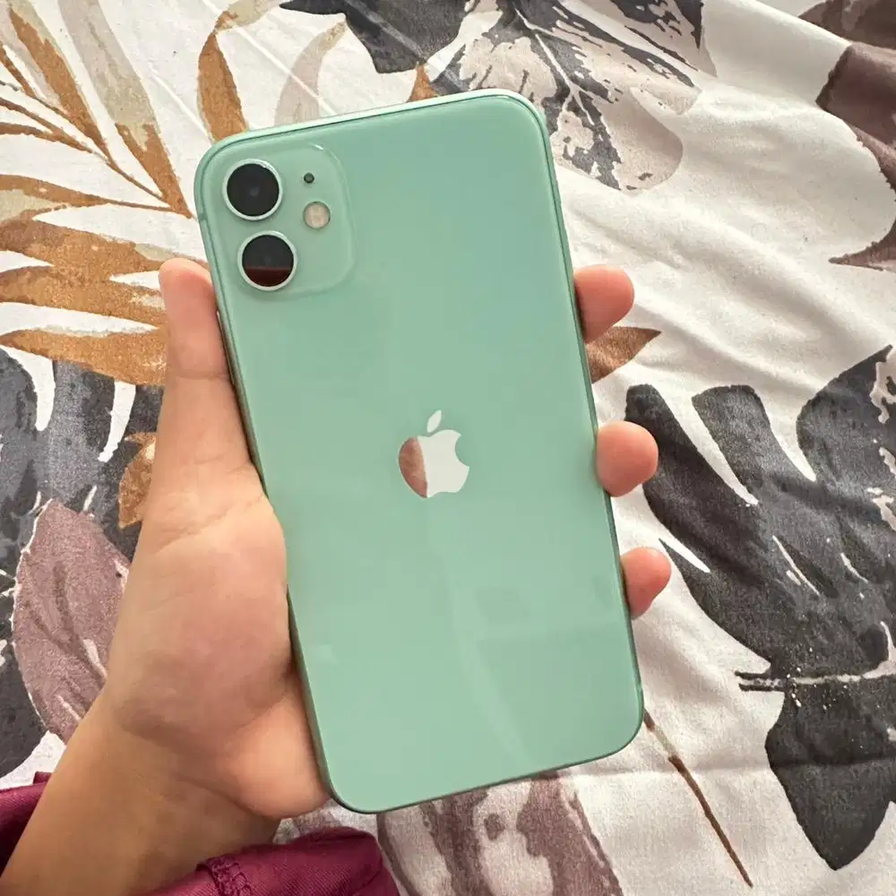 iPhone 11 Green 64GB BH 100% Face ID Normal Full Set Murah Siap Pakai