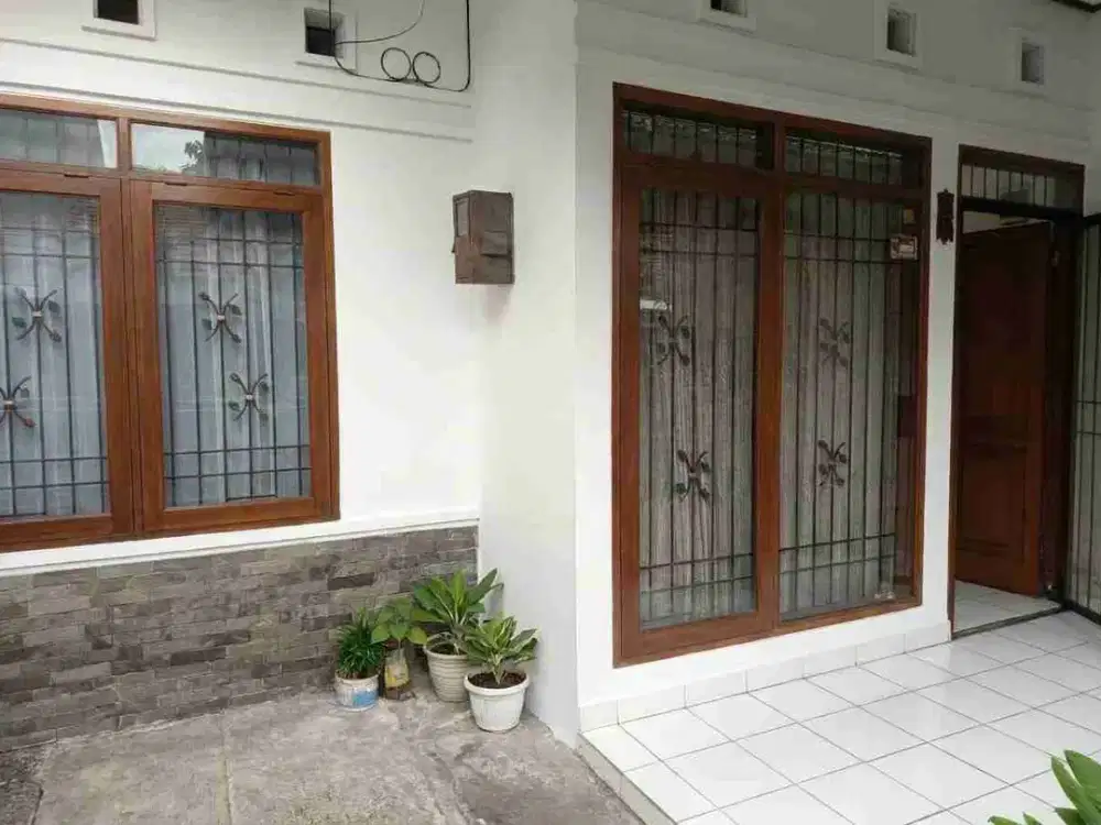 Rumah Siap Huni Taman Holis Indah 1 Bandung Dekat Alfamart – LT 90 m² SHM