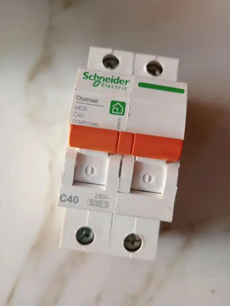 MCB scheneider ORI