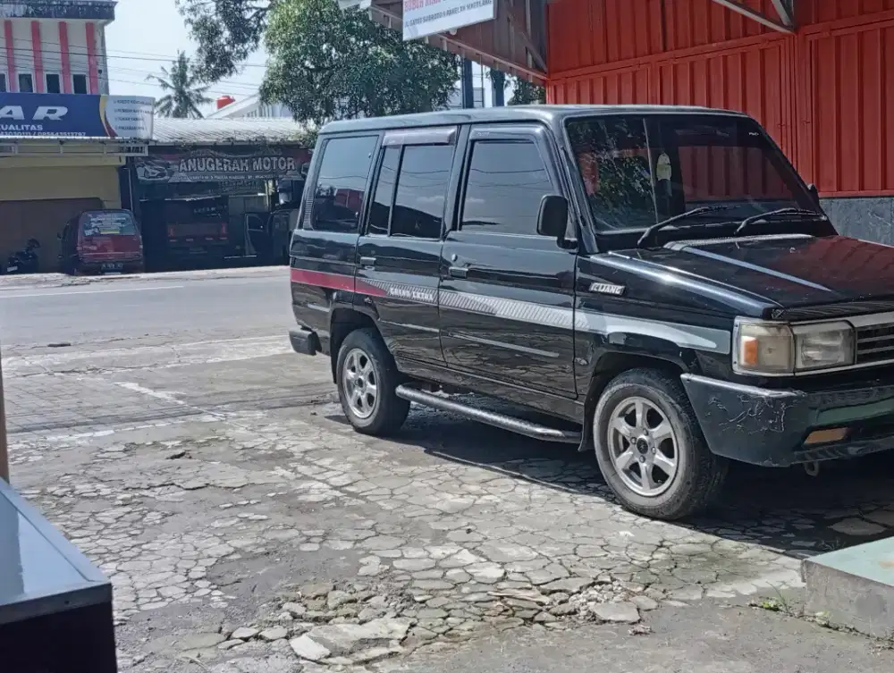 Toyota Kijang 1.5 AA Purworejo