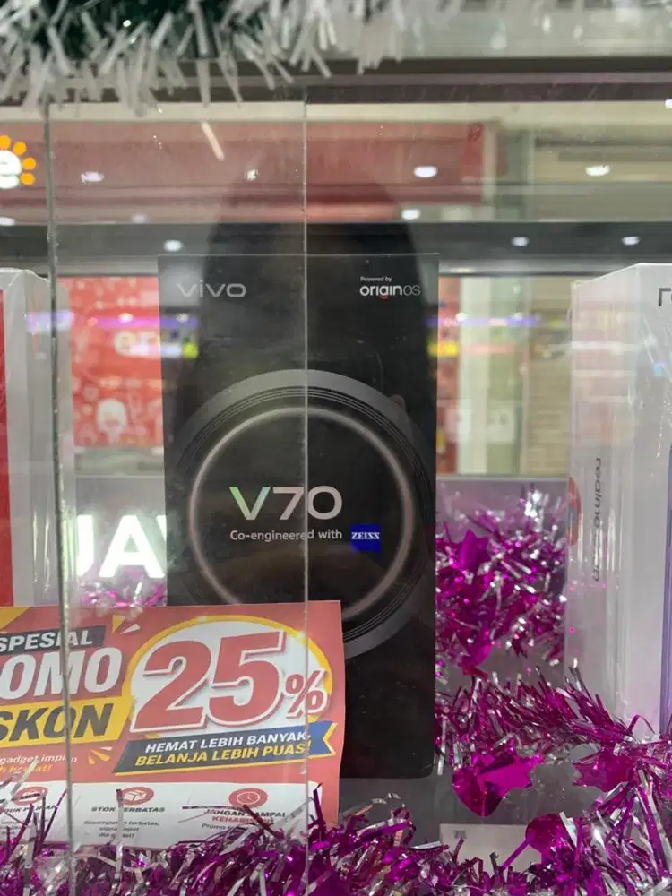 Vivo V70 12/256