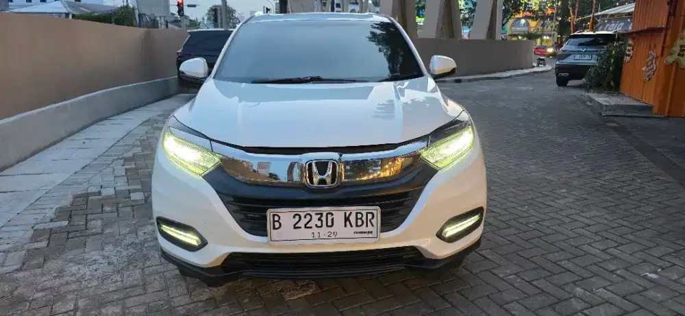 (HargaCash)-Honda HRV SE CVT 2019 Terawat Xpander Veloz Rush Xenia Brv