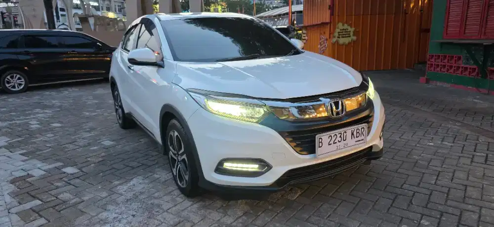(HargaCash)-Honda HRV SE CVT 2019 Terawat Xpander Veloz Rush Xenia Brv