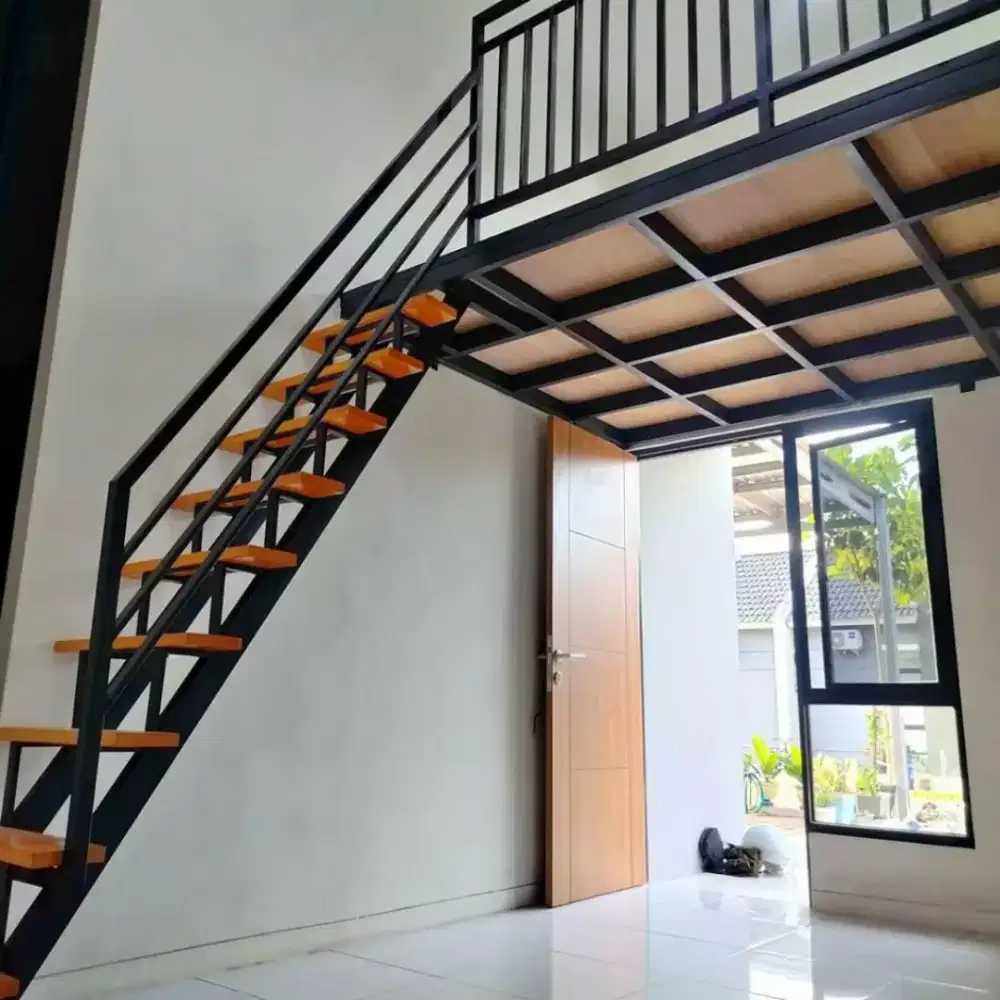 Mezzanine Indoor Besi Hollow