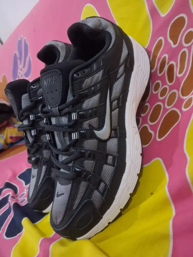 Sale...Nike P6000 Black Silver Size 42 Insole 26,5cm