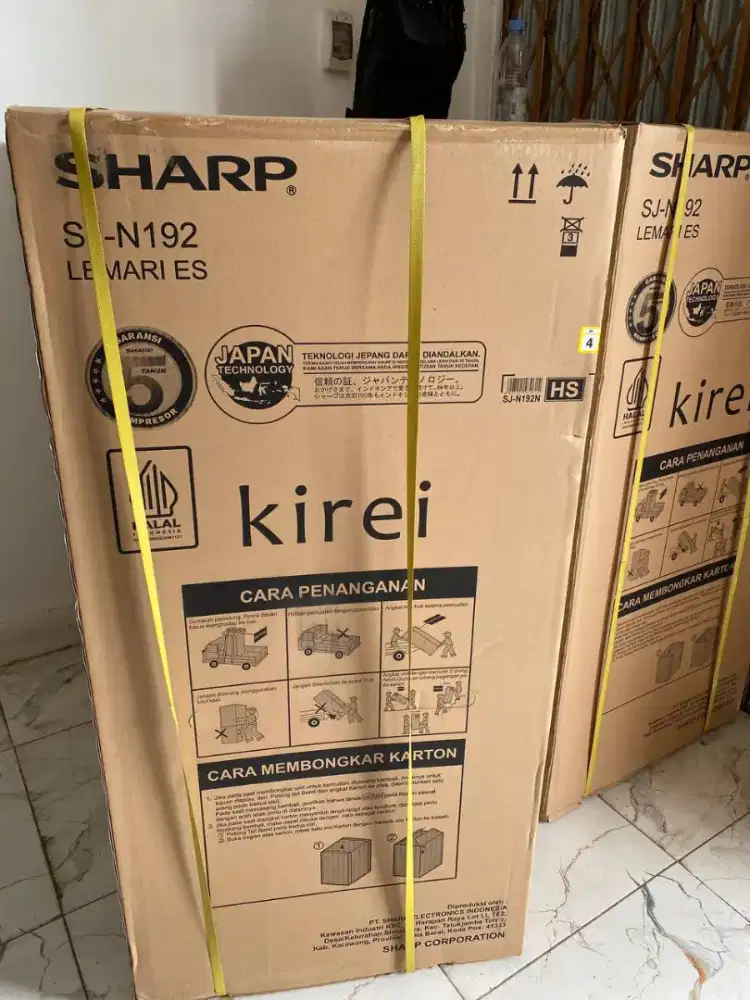Les sharp 1 pintu  tinggi