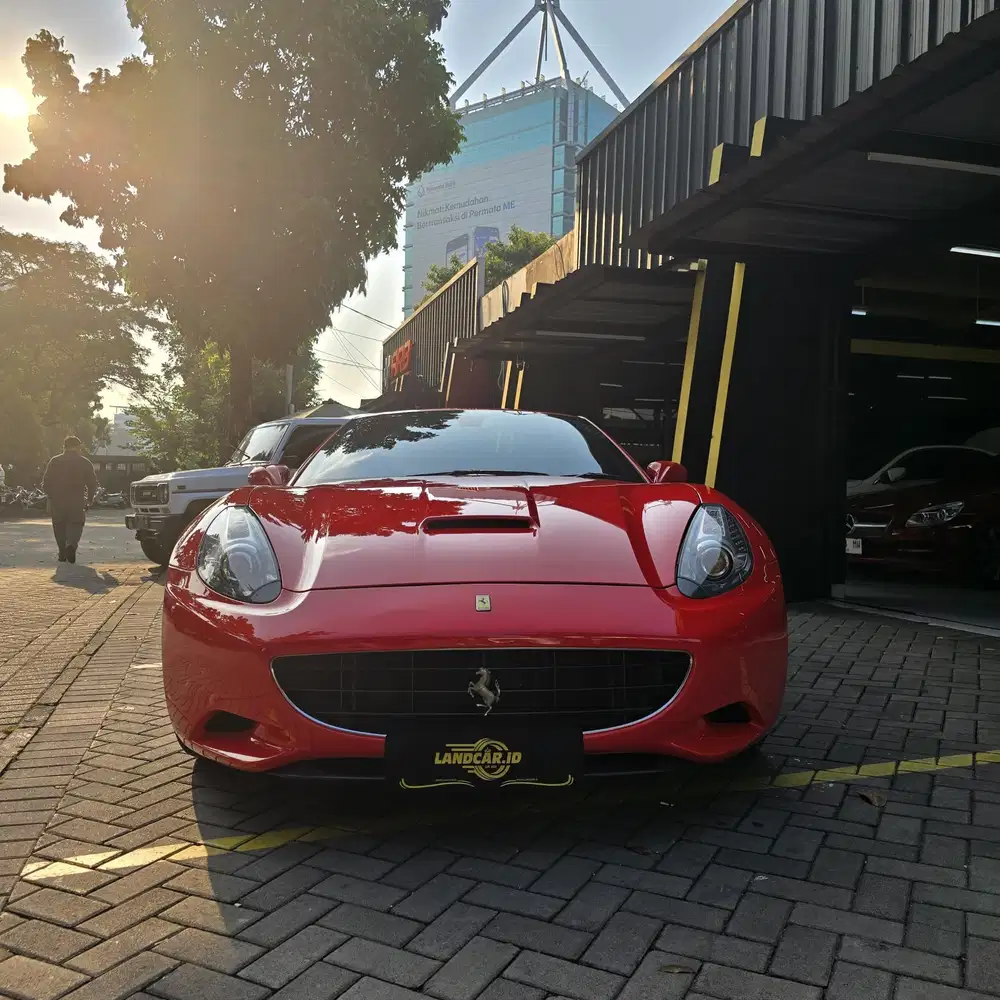 Ferrari California 4.3 Convertible AT 2010
