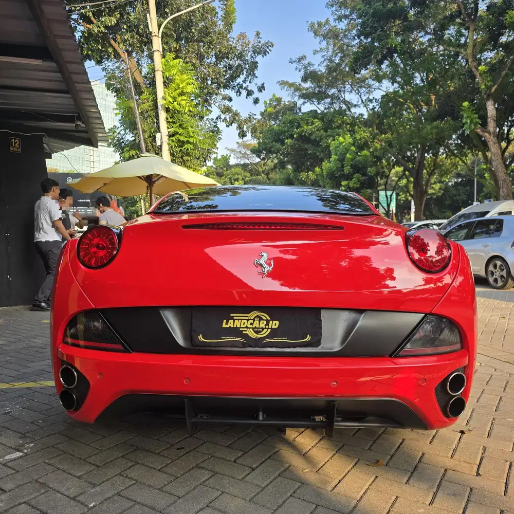 Ferrari California 4.3 Convertible AT 2010