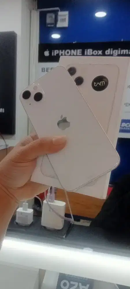 Hp second iphone 13 128gb putih 128gb  ibox  fullset