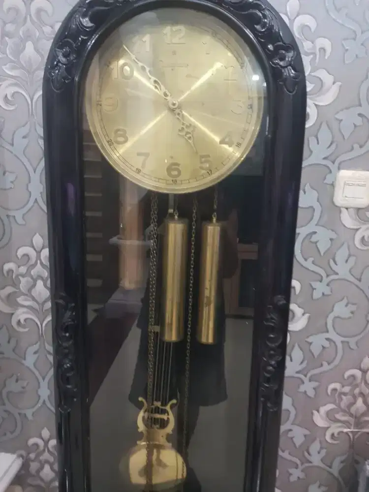 DiJual Jam almari Junghans antik