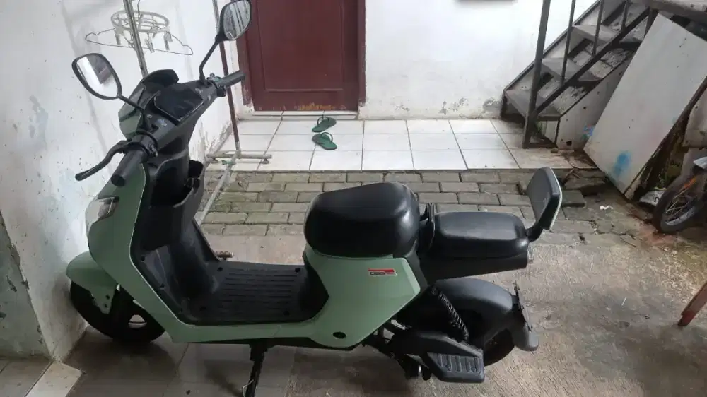 Sepeda listrik emrek uwinfly d65