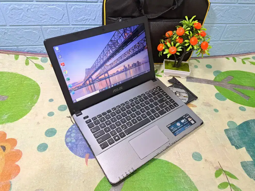 Asus X450 core i3 ram 4 siap pakai lancar jaya