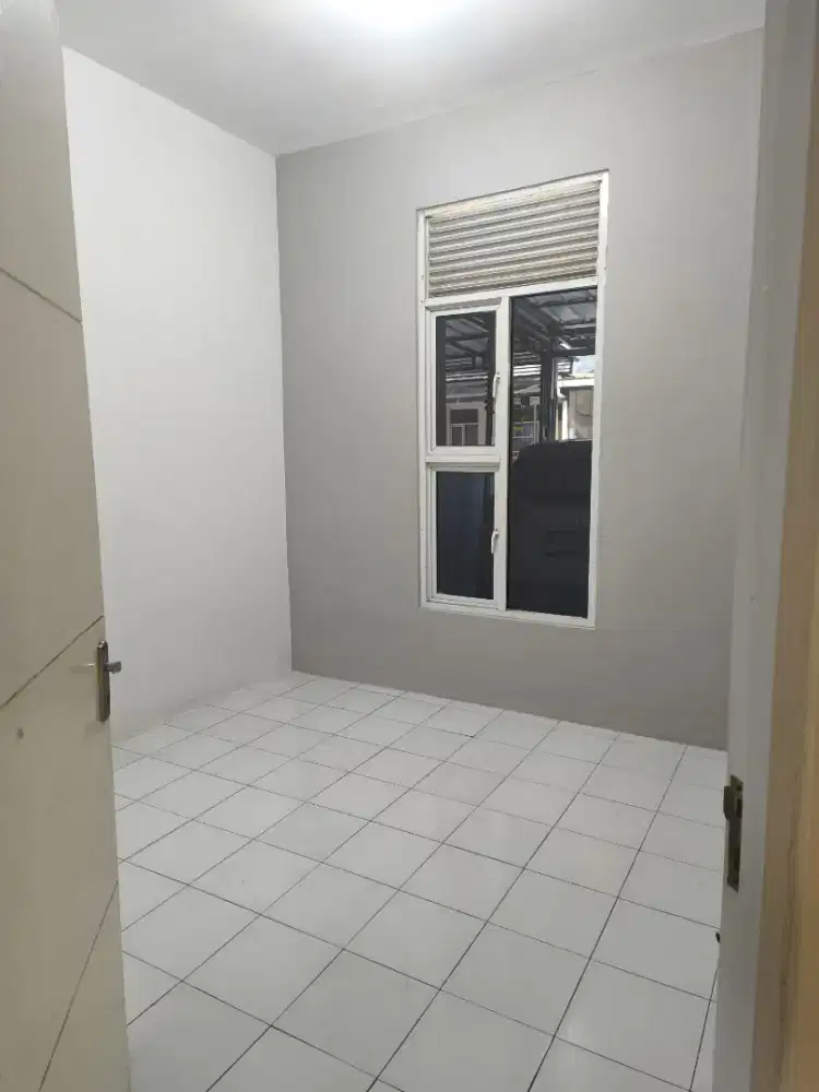 Disewakan Rumah 1 lantai di Grand view Cluster , rumah sangat rapi .