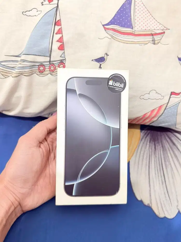 Iphone 16pro white titanium
