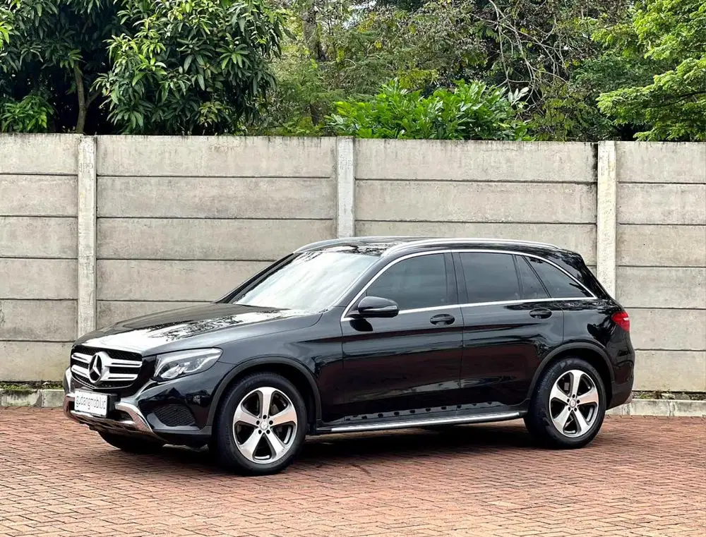 Low Odo ! Mercedes Benz GLC250 Exclusive 2017
