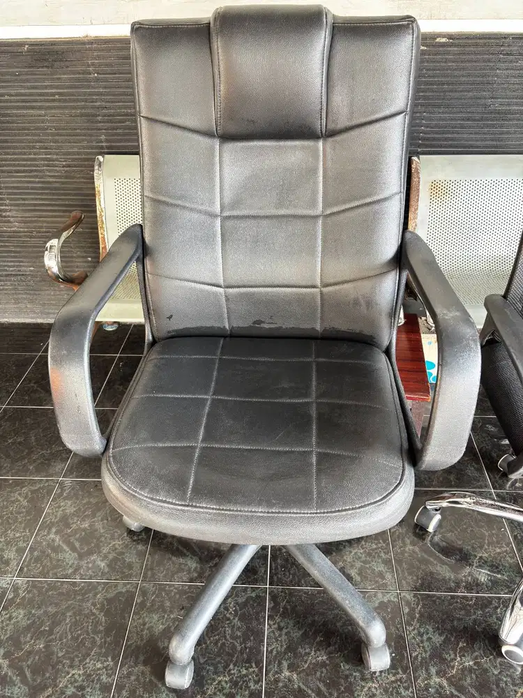 Kursi Kantor Direktur Manager