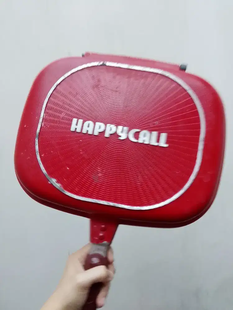 Happy call merah