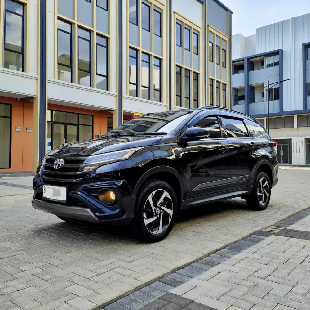 Toyota Rush GR Matic 2023 Hitam