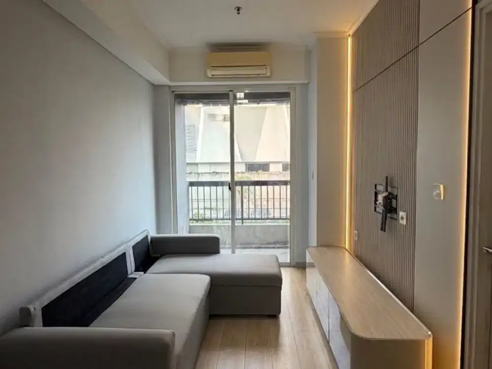 Dijual Apartemen Depan BINUS (Silkwood Residence) – Full Renovasi Premium 56m² 1BR