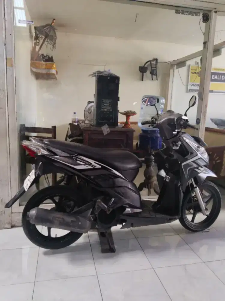 Honda Vario techno 2010 cash. Bali dharma .motor
