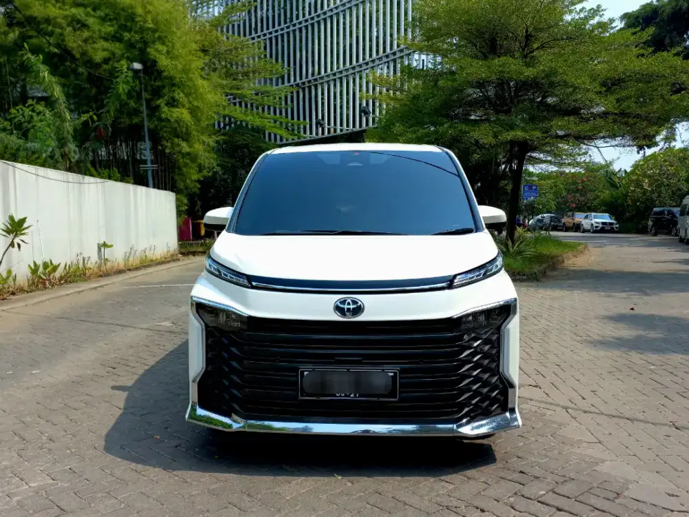 ANTIK ORISINIL | KM 40RB | TOYOTA VOXY TSS 2022 PAKAI 2024