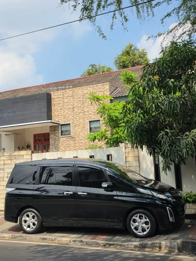 Mazda Biante 2012 Hitam