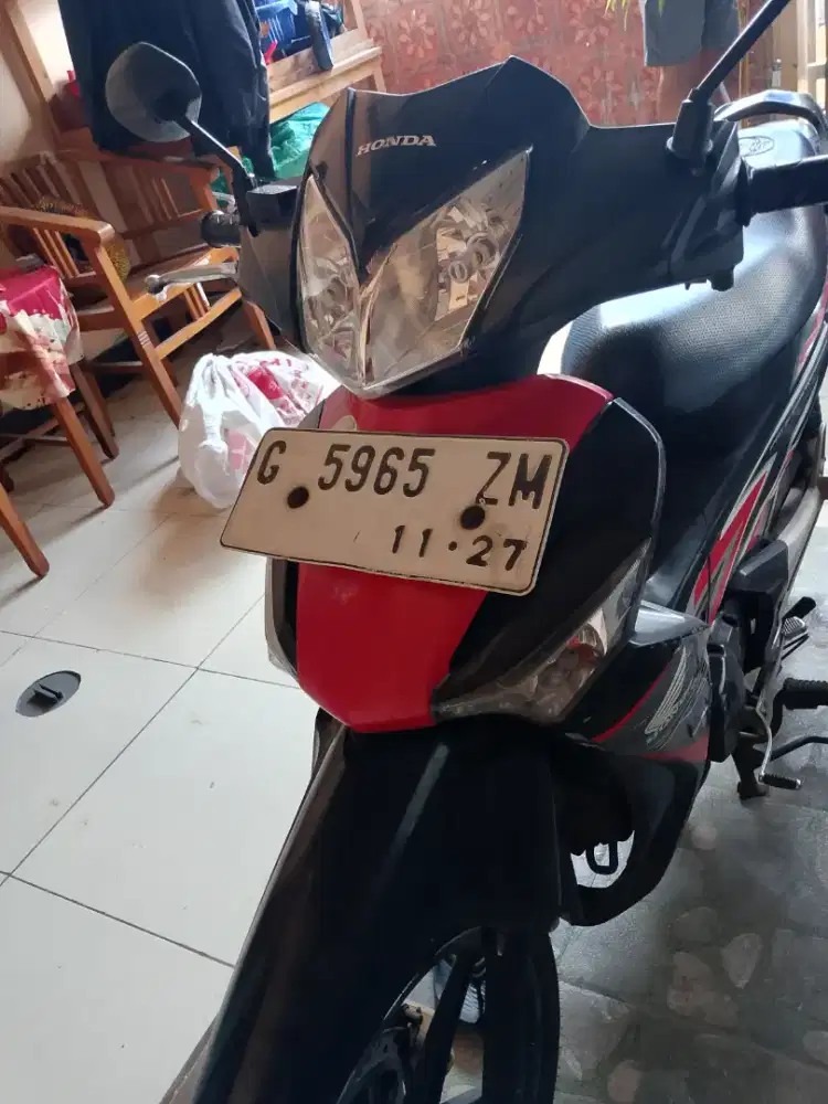 Di Jual motor Honda Supra X 125 ( karbu )