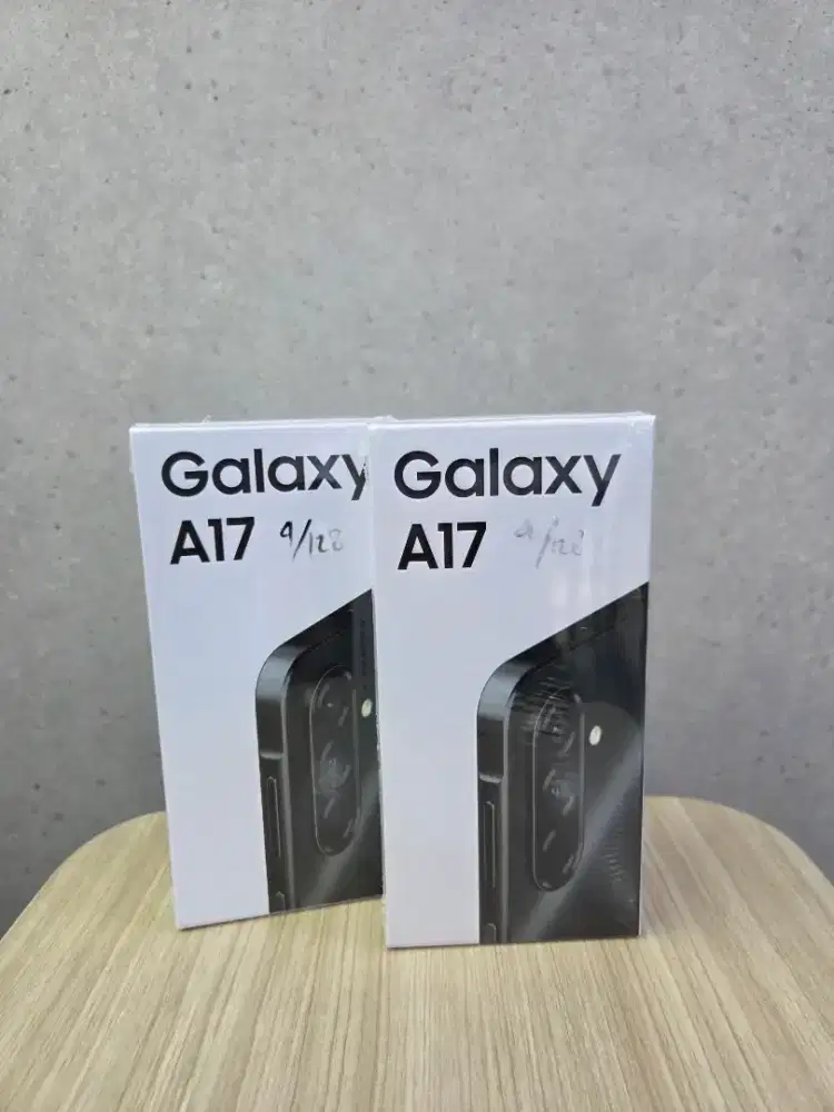 New Samsung Galaxy A17 4+4/128 Garansi Resmi Sein