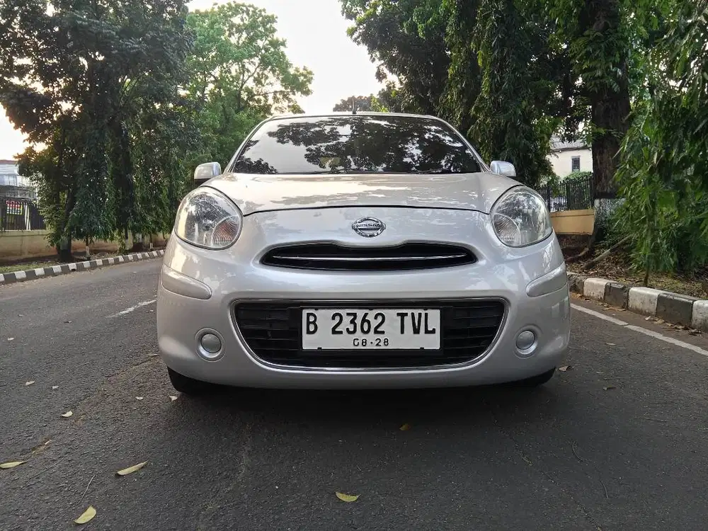 Nissan March 1,2 th 2013