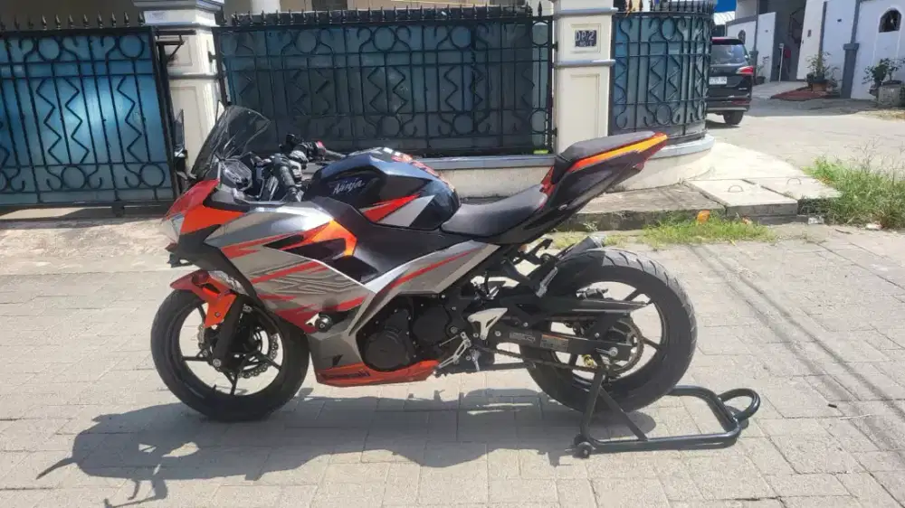 Kawasaki ninja 250 tahun 2018