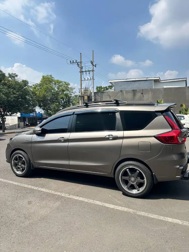 Like New! Suzuki Ertiga GX Hybrid 2022 Matic