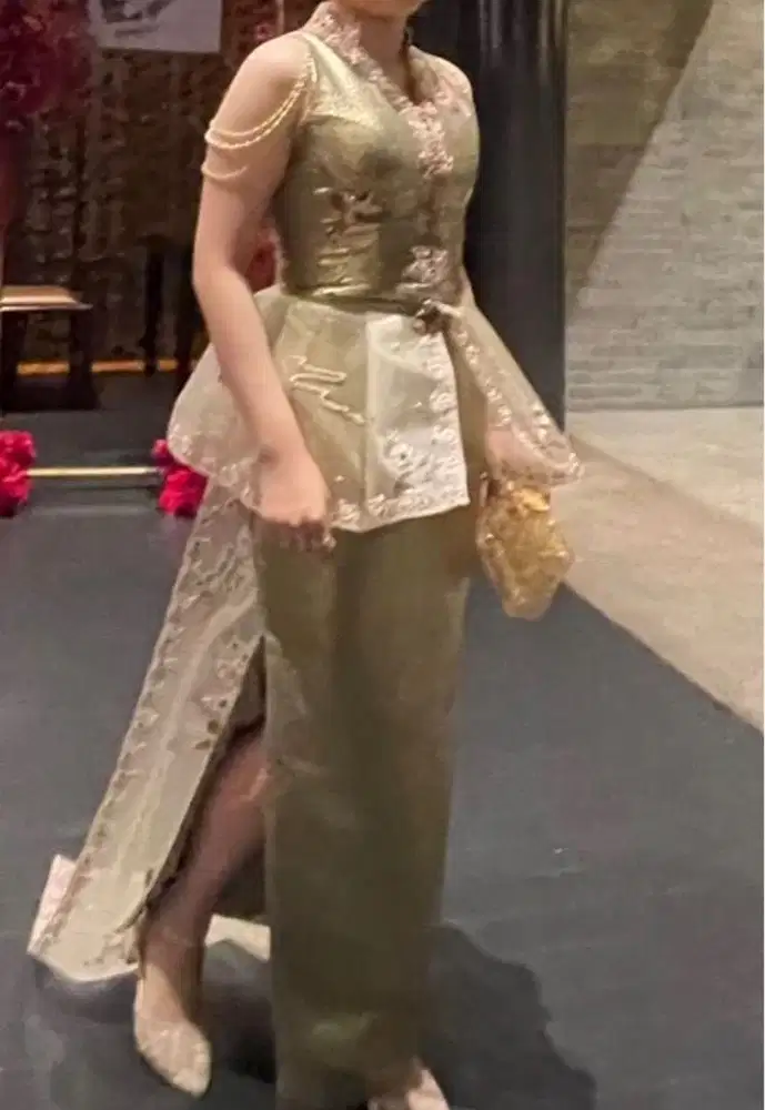 CHEONGSAM GOLD | BAJU PESTA GOWN | For SELL