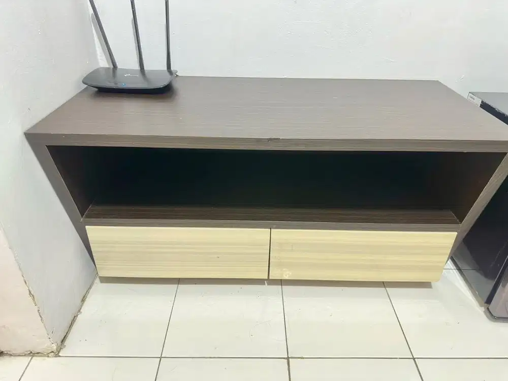 Buffet Particle Board