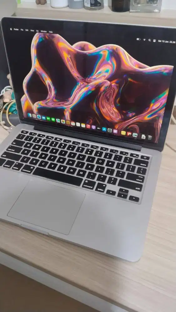 Jual MacBook Pro Retina 13 Inch Early 2015 RAM 8GB SSD 256GB