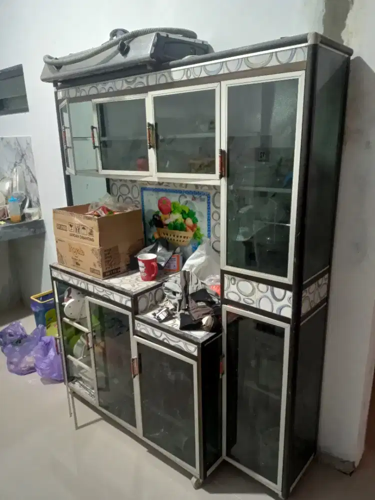 Rak piring 4 pintu