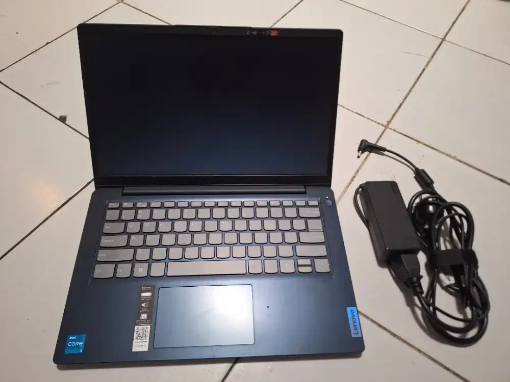 Dijual Laptop Lenovo Ideapad Slim Intel Core i3 1315U Fullset Like New