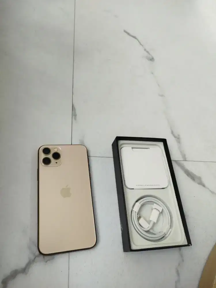 iPhone 11 pro 256gb saatnya fullset