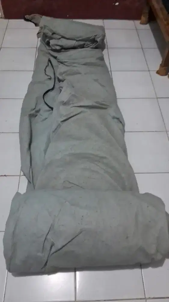 Cover mobil merk krisbow