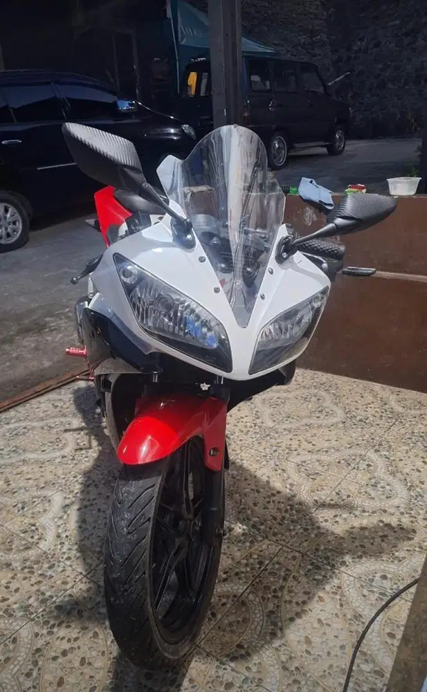 Dijual Yamaha R15 th. 2016 nego santai sambil ngopi+sebat