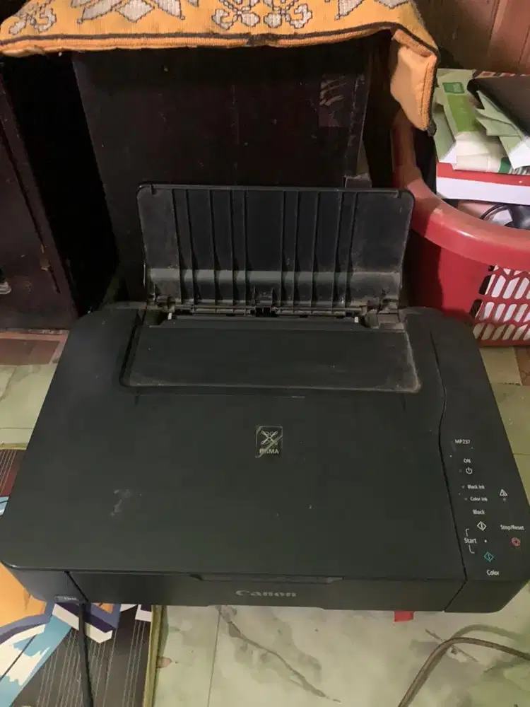 Dijual printer Tipe canon mp237 bisa mscan