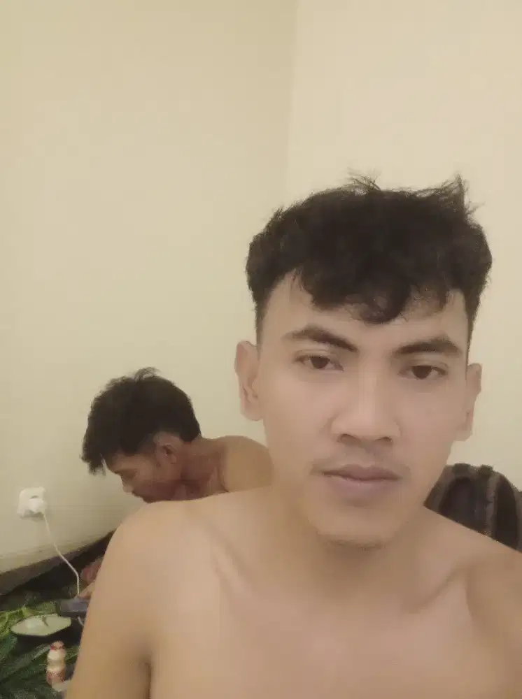 Cari kerjaan apa aja