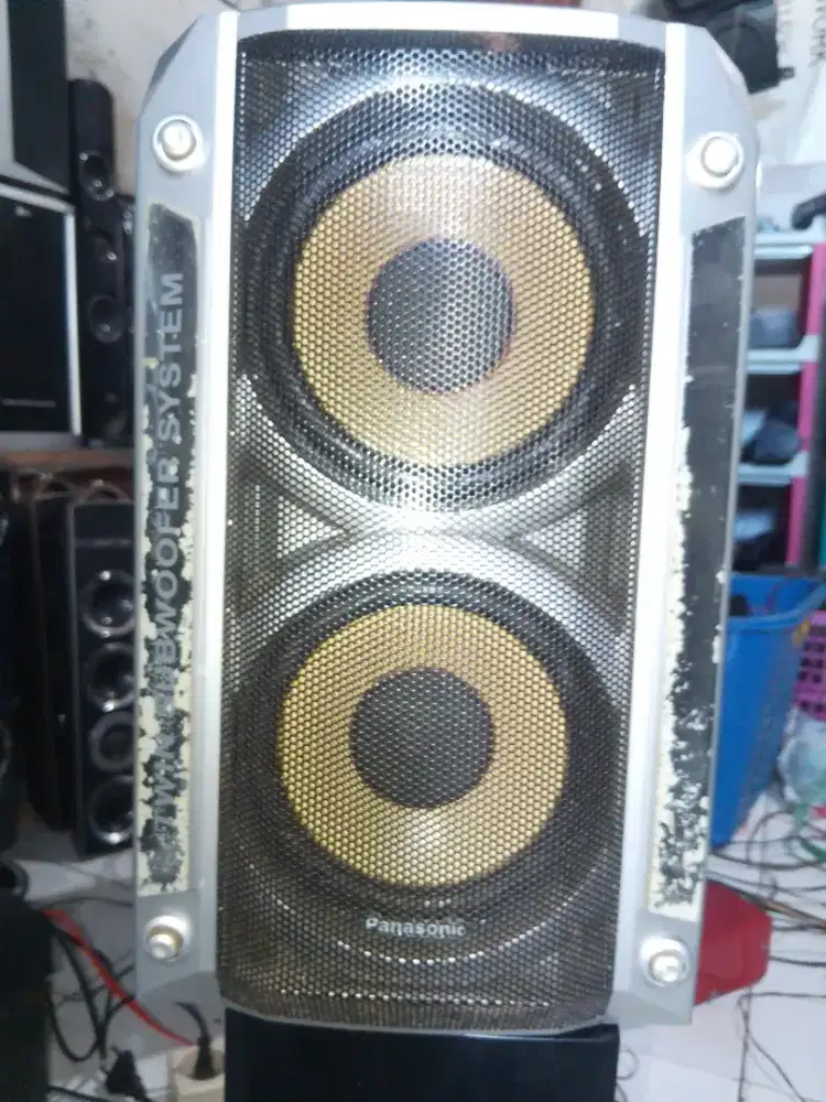 Panasonic Subwoofer Dobel Woofer 6 in 6 ohm 200 watts RMS, full ori