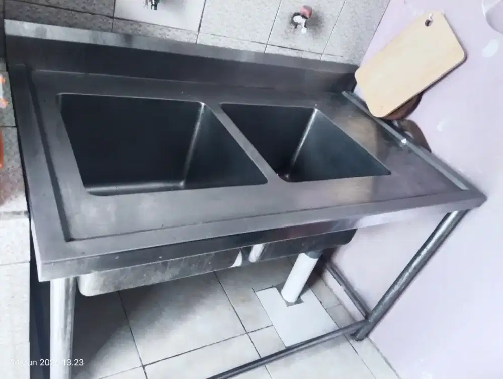 Di jual wastafel stainless