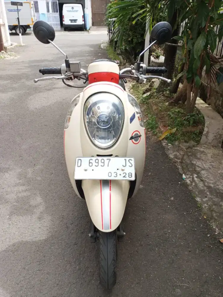 Honda Scoopy Fi THN 2013 Mulus Siap Pakai Saja