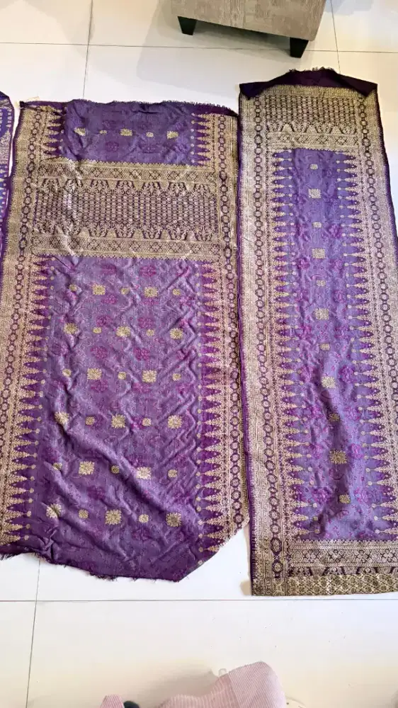 Songket Palembang benang emas koleksi orang tua