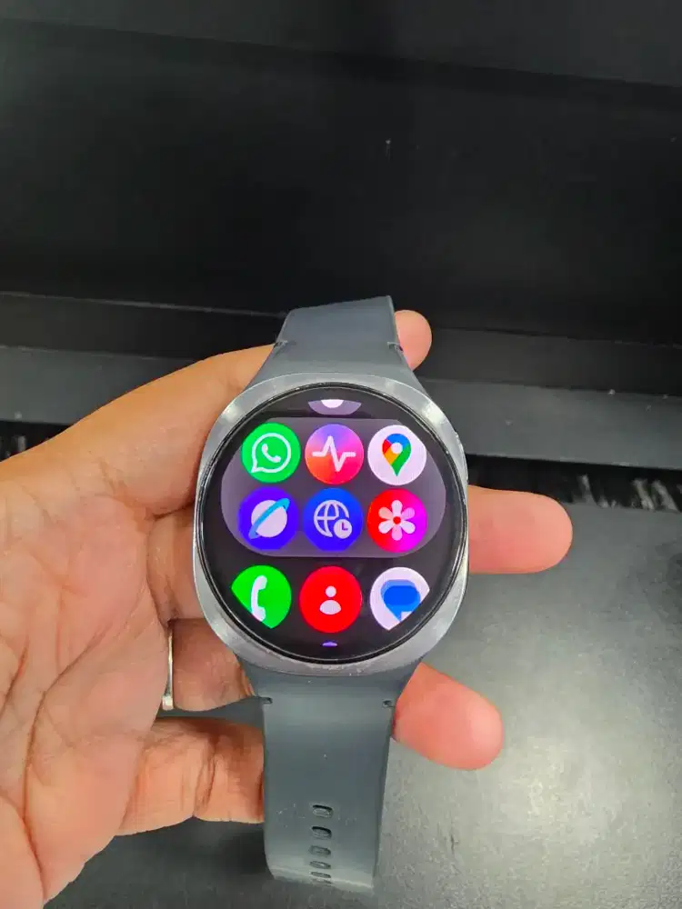 SAMSUNG GALAXY WATCH 8 40MM