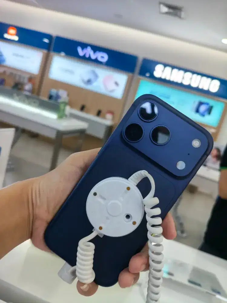 Iphone 17 Pro 256GB, Cicilan 0% Tanpa DP by Kredivo