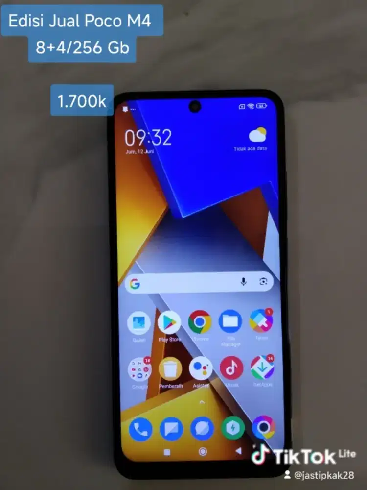 Dijual Poco M4  8+4/256Gb