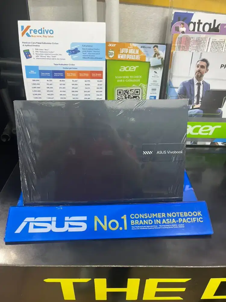 ASUS VIVOBOOK RAM 5GB SSD 512GB