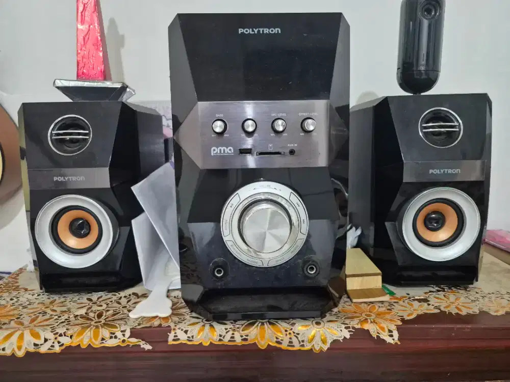 Pollytron Bluetooth Speaker Multimedia Karoke PMA 9522